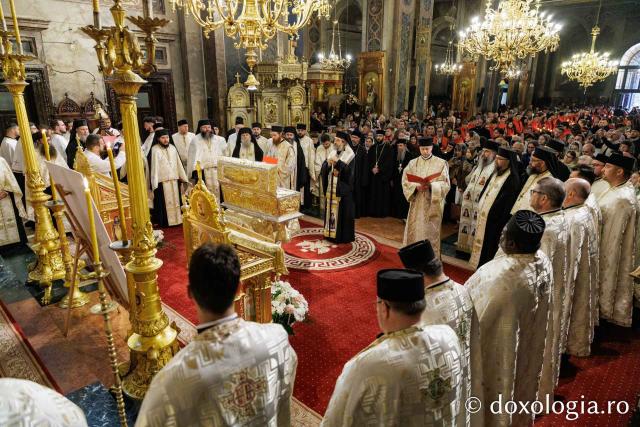 Întâmpinarea cinstitelor moaște ale Sfântului Cuvios Paisie de la Sihăstria