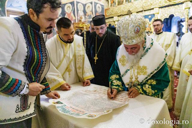 Sfânta Liturghie de la Proclamarea Canonizării Sfintei Cuvioase Antonina de la Tismana