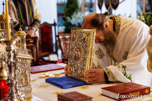 Sfânta Liturghie de la Proclamarea Canonizării Sfintei Cuvioase Antonina de la Tismana