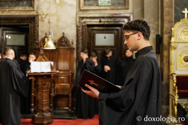 Liturghie în a doua zi de pelerinaj la Catedrala Mitropolitană din Iași