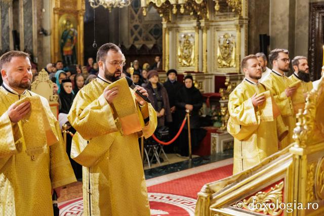 PS Părinte Damaschin Dorneanul a slujit la Catedrala Mitropolitană din Iași în ultima zi de hram
