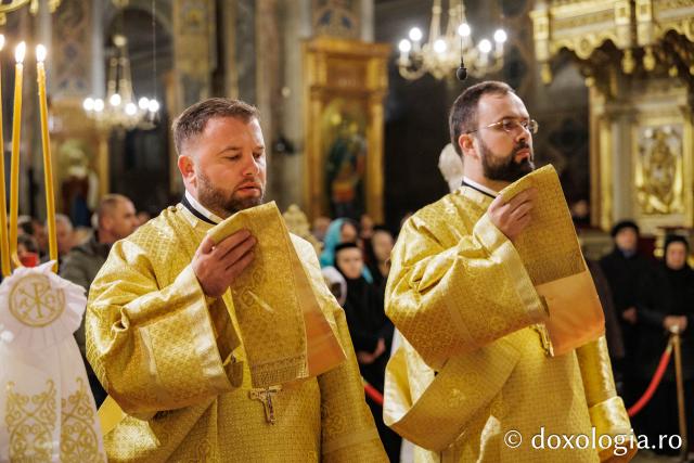 PS Părinte Damaschin Dorneanul a slujit la Catedrala Mitropolitană din Iași în ultima zi de hram