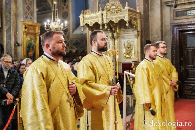 PS Părinte Damaschin Dorneanul a slujit la Catedrala Mitropolitană din Iași în ultima zi de hram