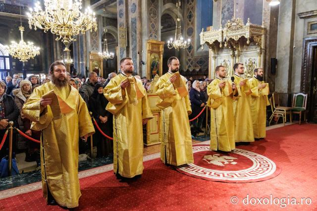 PS Părinte Damaschin Dorneanul a slujit la Catedrala Mitropolitană din Iași în ultima zi de hram