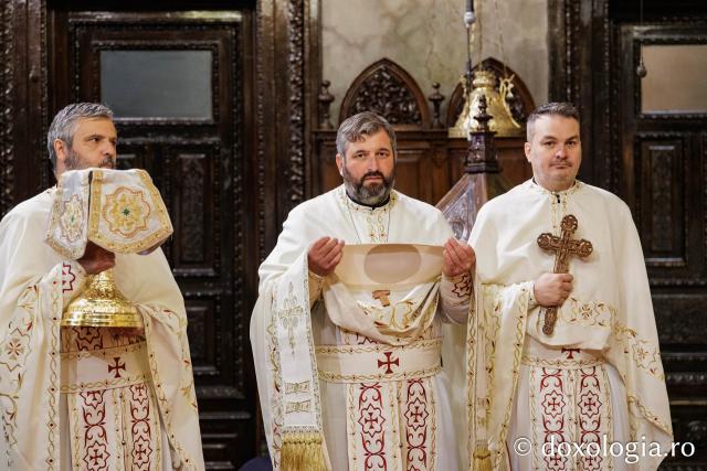 PS Părinte Damaschin Dorneanul a slujit la Catedrala Mitropolitană din Iași în ultima zi de hram
