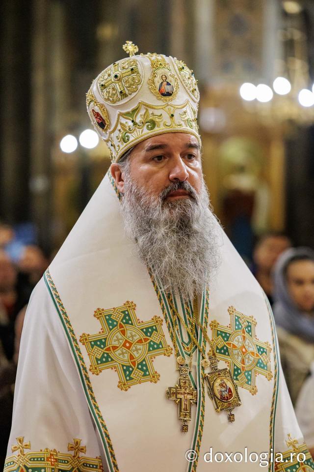 Doi ierarhi au slujit la Catedrala Mitropolitană din Iași în a cincea zi de pelerinaj