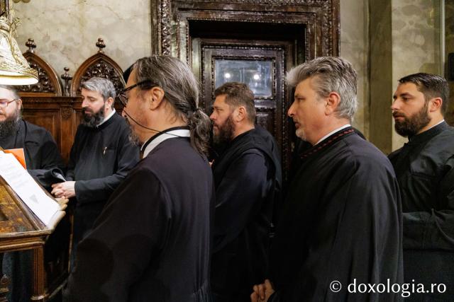 Doi ierarhi au slujit la Catedrala Mitropolitană din Iași în a cincea zi de pelerinaj