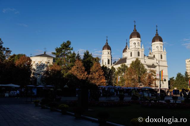 PS Nichifor a slujit Sfânta Liturghie la Catedrala Mitropolitană în a treia zi de pelerinaj