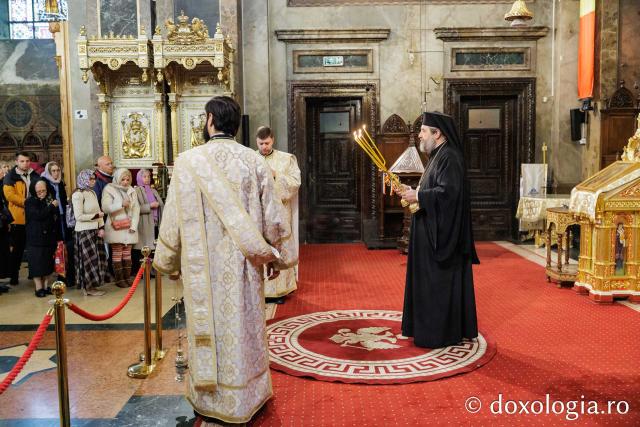 PS Nichifor a slujit Sfânta Liturghie la Catedrala Mitropolitană în a treia zi de pelerinaj