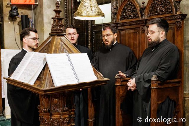 PS Nichifor a slujit Sfânta Liturghie la Catedrala Mitropolitană în a treia zi de pelerinaj