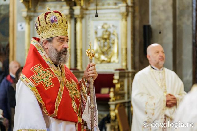 PS Nichifor a slujit Sfânta Liturghie la Catedrala Mitropolitană în a treia zi de pelerinaj