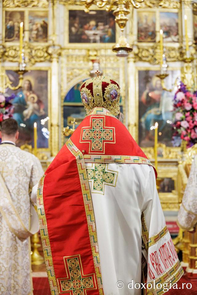 PS Nichifor a slujit Sfânta Liturghie la Catedrala Mitropolitană în a treia zi de pelerinaj