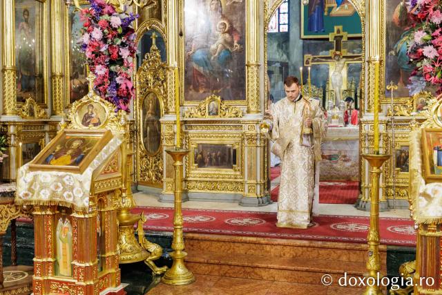 PS Nichifor a slujit Sfânta Liturghie la Catedrala Mitropolitană în a treia zi de pelerinaj