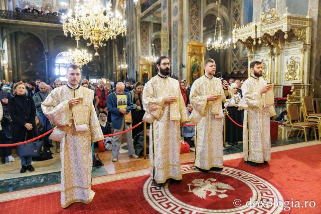 PS Nichifor a slujit Sfânta Liturghie la Catedrala Mitropolitană în a treia zi de pelerinaj