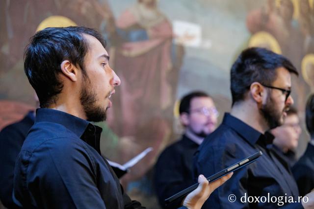 PS Nichifor a slujit Sfânta Liturghie la Catedrala Mitropolitană în a treia zi de pelerinaj