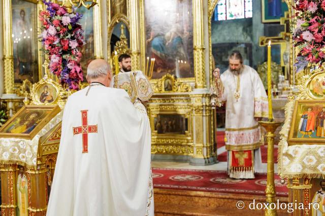 PS Nichifor a slujit Sfânta Liturghie la Catedrala Mitropolitană în a treia zi de pelerinaj