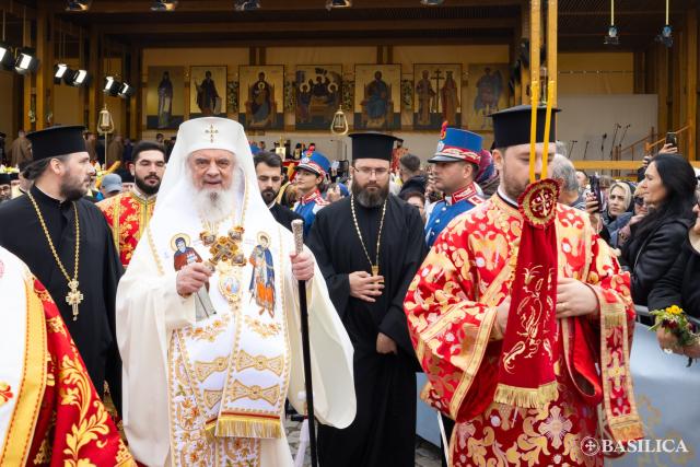 Sfânta Liturghie și Proclamarea Sărbătorii Soborului Sfinților Martiri Militari, la Catedrala Patriarhală