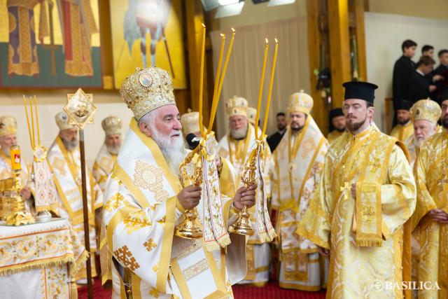 Sfânta Liturghie din ziua de prăznuire a Sfântului Dimitrie cel Nou