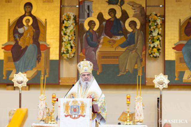 Sfânta Liturghie din ziua de prăznuire a Sfântului Dimitrie cel Nou
