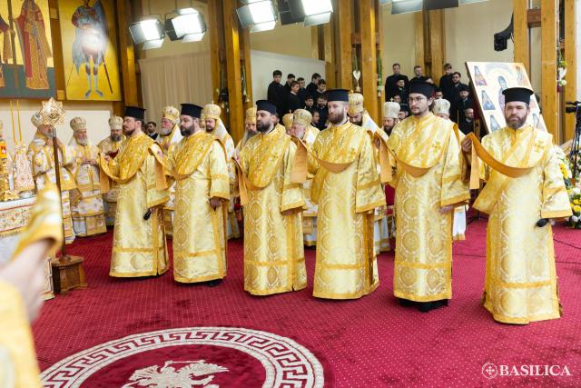 Sfânta Liturghie din ziua de prăznuire a Sfântului Dimitrie cel Nou