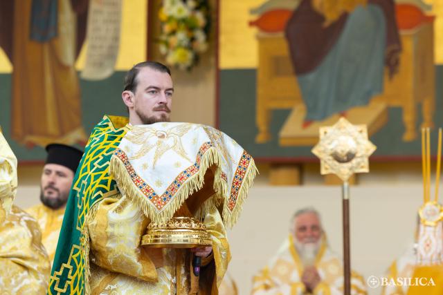 Sfânta Liturghie din ziua de prăznuire a Sfântului Dimitrie cel Nou