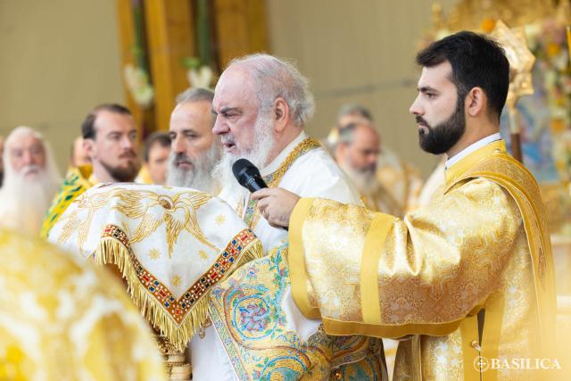 Sfânta Liturghie din ziua de prăznuire a Sfântului Dimitrie cel Nou
