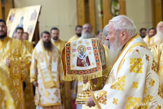Sfânta Liturghie din ziua de prăznuire a Sfântului Dimitrie cel Nou