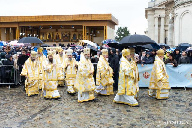 Sfânta Liturghie din ziua de prăznuire a Sfântului Dimitrie cel Nou