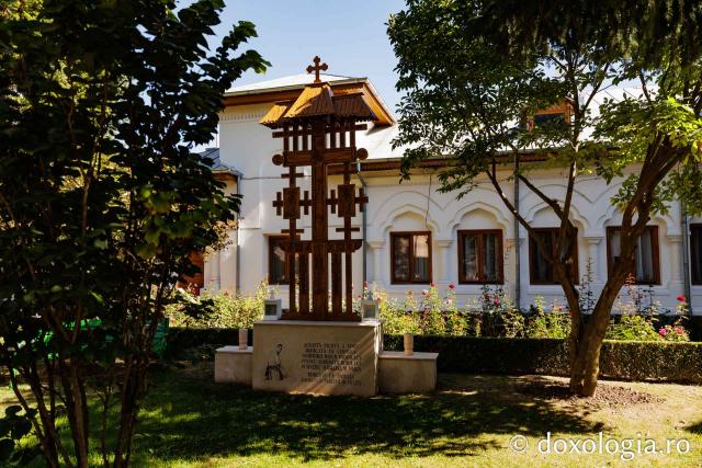 Mănăstirea Samurcășești în așteptarea canonizării Sfintei Cuvioase Mucenițe Evloghia