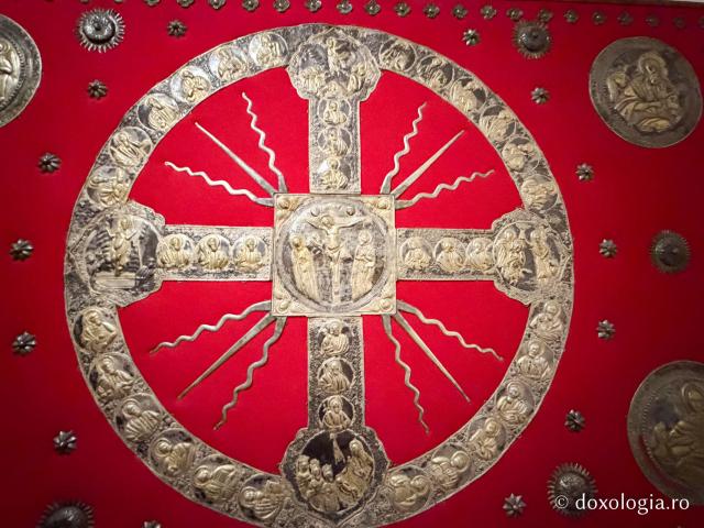 Muzeul Catedralei Echmiadzin din Armenia – vistieria de spiritualitate a Bisericii Armene