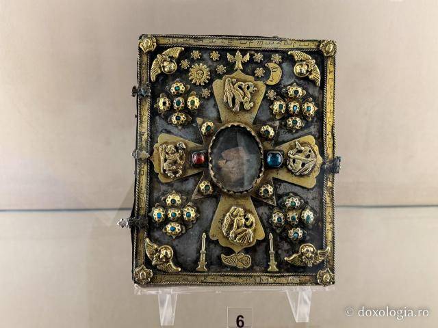 Muzeul Catedralei Echmiadzin din Armenia – vistieria de spiritualitate a Bisericii Armene