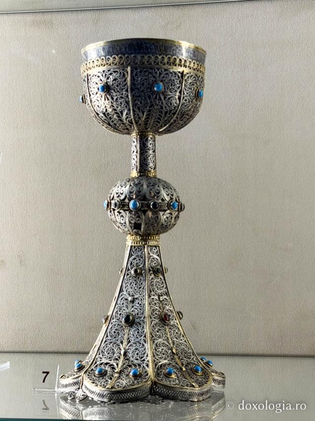 Muzeul Catedralei Echmiadzin din Armenia – vistieria de spiritualitate a Bisericii Armene