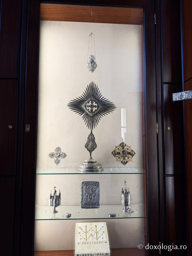Muzeul Catedralei Echmiadzin din Armenia – vistieria de spiritualitate a Bisericii Armene