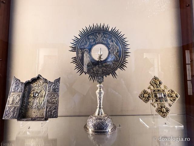 Muzeul Catedralei Echmiadzin din Armenia – vistieria de spiritualitate a Bisericii Armene