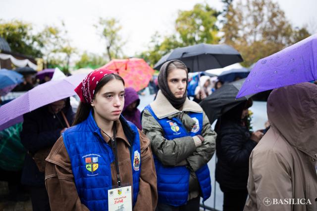 Pelerini la sărbătoarea Sfântului Dimitrie cel Nou