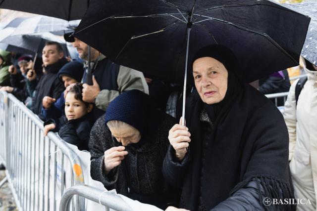 Pelerini la sărbătoarea Sfântului Dimitrie cel Nou