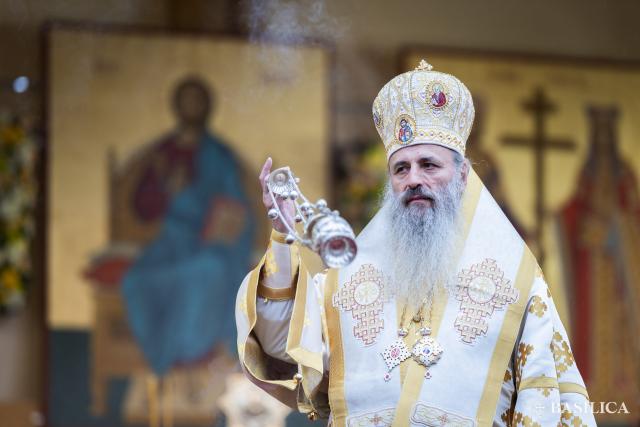 Pelerini la sărbătoarea Sfântului Dimitrie cel Nou