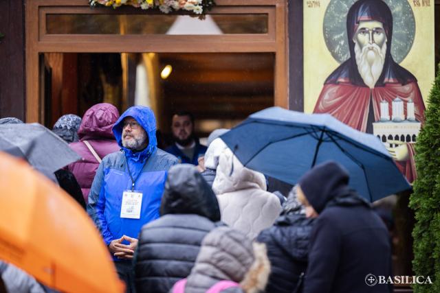 Pelerini la sărbătoarea Sfântului Dimitrie cel Nou