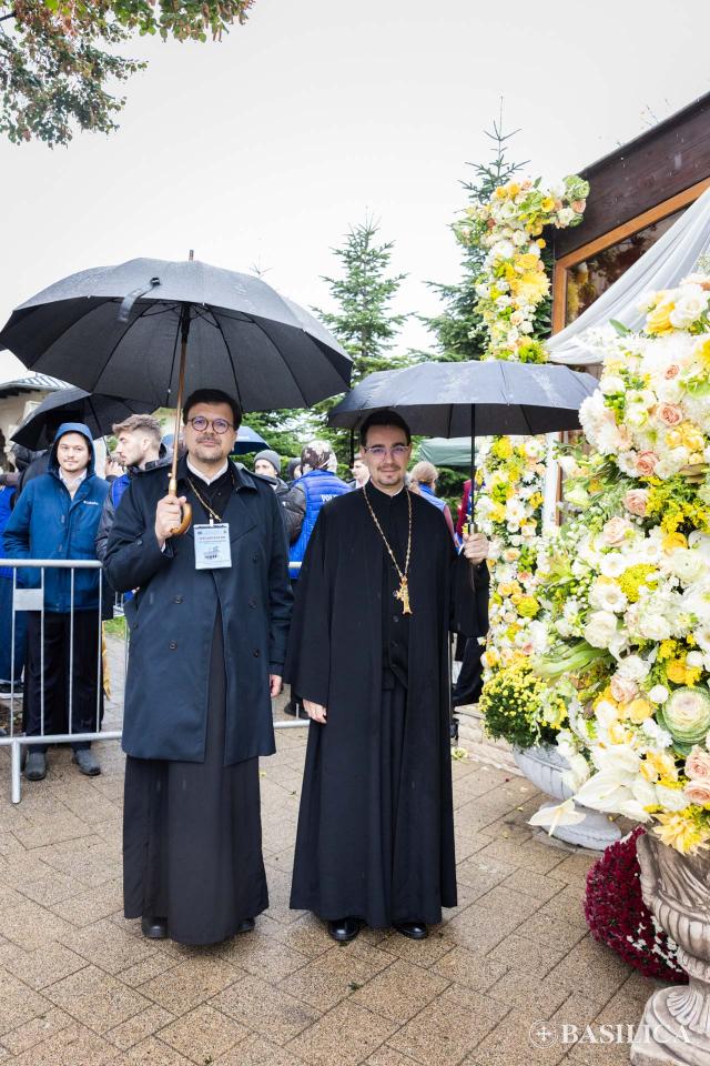 Pelerini la sărbătoarea Sfântului Dimitrie cel Nou