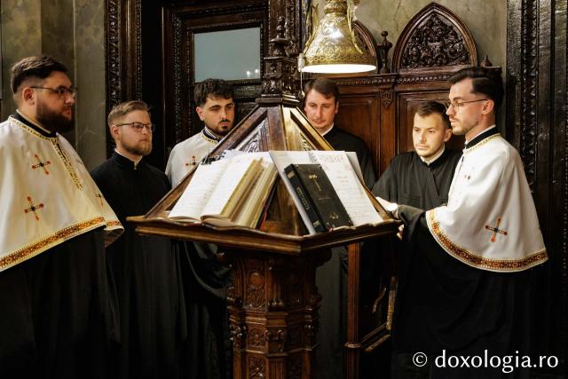 PS Nichifor a slujit Sfânta Liturghie la Catedrala Mitropolitană în a treia zi de pelerinaj