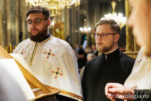 PS Nichifor a slujit Sfânta Liturghie la Catedrala Mitropolitană în a treia zi de pelerinaj