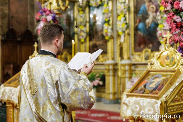 PS Nichifor a slujit Sfânta Liturghie la Catedrala Mitropolitană în a treia zi de pelerinaj