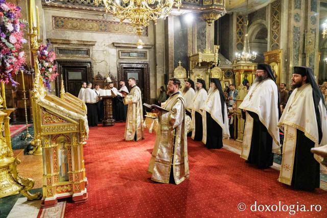 PS Nichifor a slujit Sfânta Liturghie la Catedrala Mitropolitană în a treia zi de pelerinaj