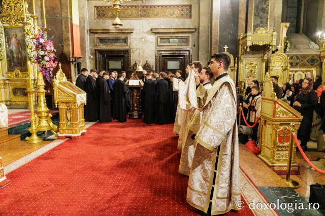 Priveghere în cinstea Sfântului Apostol Andrei la Catedrala Mitropolitană din Iași