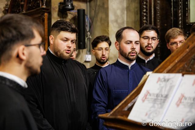 Priveghere în cinstea Sfântului Apostol Andrei la Catedrala Mitropolitană din Iași