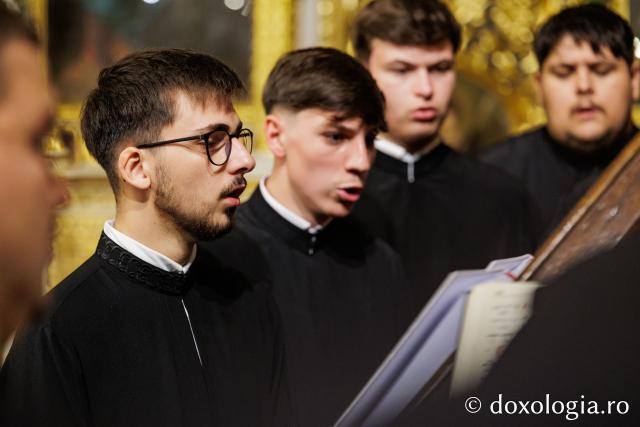 Priveghere în cinstea Sfântului Apostol Andrei la Catedrala Mitropolitană din Iași