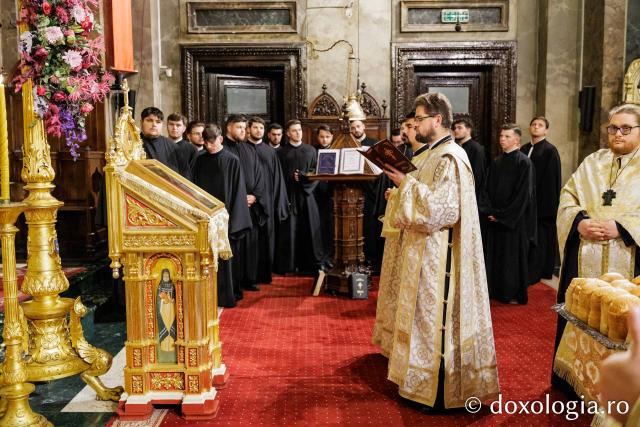 Priveghere în cinstea Sfântului Apostol Andrei la Catedrala Mitropolitană din Iași
