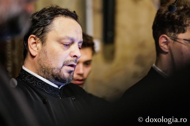 Slujba de priveghere în cinstea Cuvioasei Parascheva la Catedrala Mitropolitană din Iași