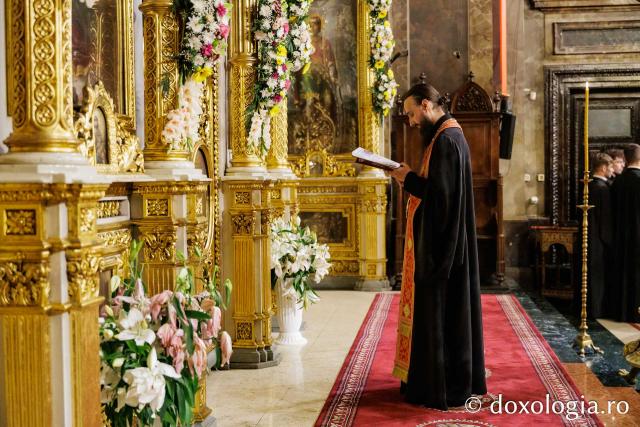 Priveghere în cinstea Sfântului Gheorghe la Catedrala Mitropolitană din Iași