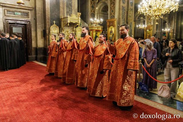 Priveghere în cinstea Sfântului Gheorghe la Catedrala Mitropolitană din Iași